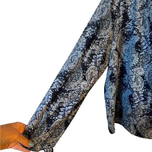 JOIE  PRETTY SHADES OF BLUE PRINT TOP   PLUS: 2X   #6 - Picture 6 of 13